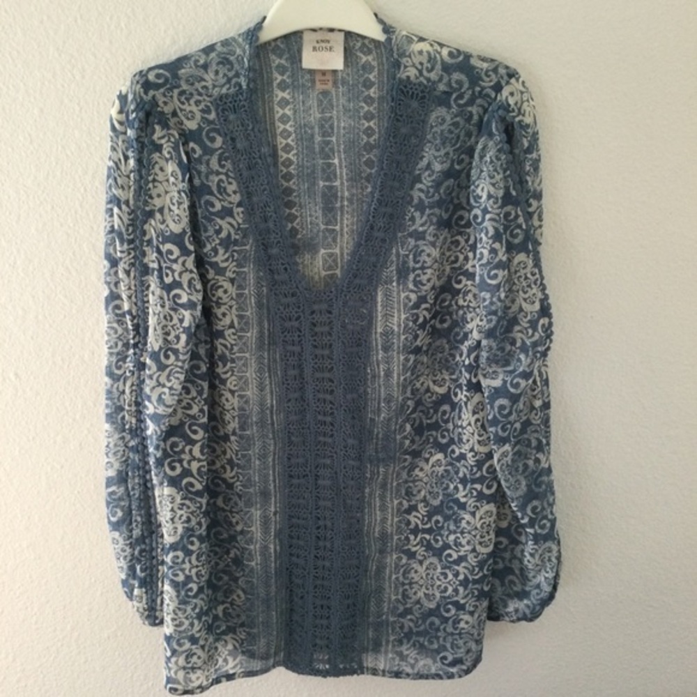 Knox Rose Boho Sheer Blue Key Hole Sleeves Lace Front Top Size Medium